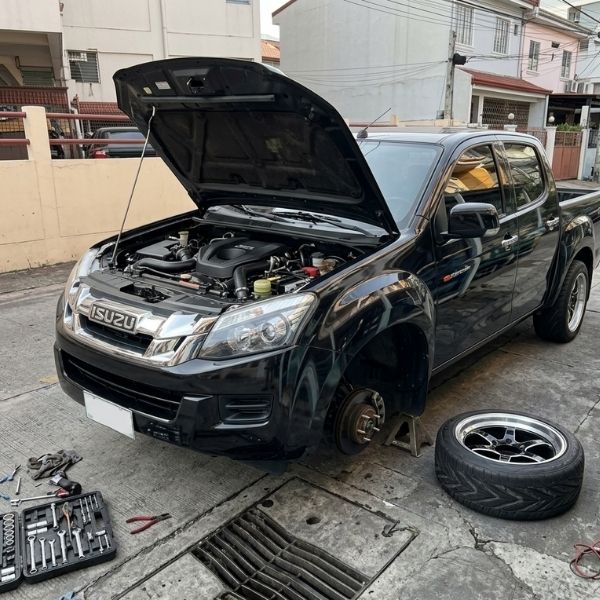 ชาร์จไฟและสตาร์ทรถ