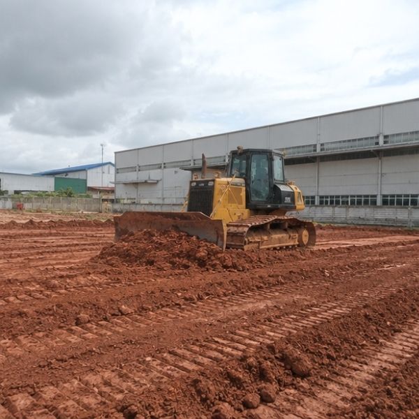 ผลงานถมที่ดินเปล่า โดย EarthMove