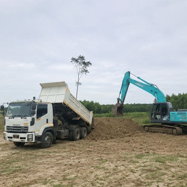 ผลงานงานเครื่องจักร โดย EarthMove