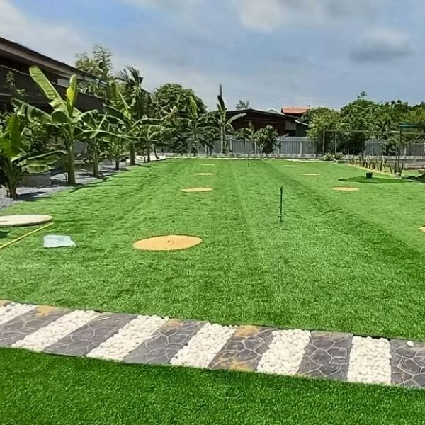 ผลงานหญ้าเทียมระเบียงคอนโด GreenTurf รับติดตั้งหญ้าเทียม