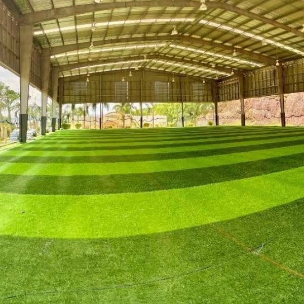 ติดตั้งหญ้าเทียมสนามฟุตบอล สนามฟุตซอล โดย GreenTurf