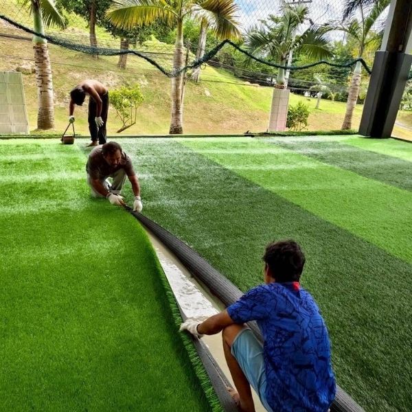 ผลงานหญ้าเทียมหน้าบ้าน GreenTurf รับติดตั้งหญ้าเทียม