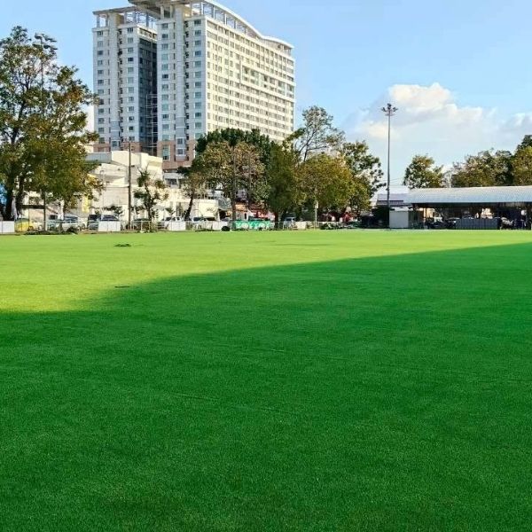 ผลงานหญ้าเทียมสนามฟุตบอล GreenTurf รับติดตั้งหญ้าเทียม