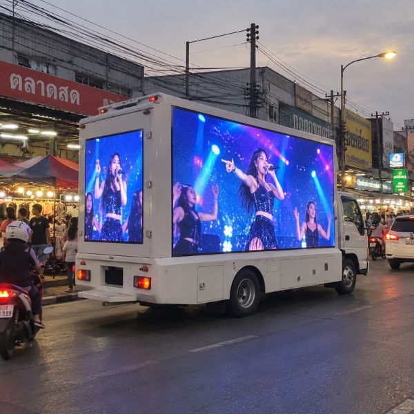 รถโฆษณาเคลื่อนที่ PromoTruck #18