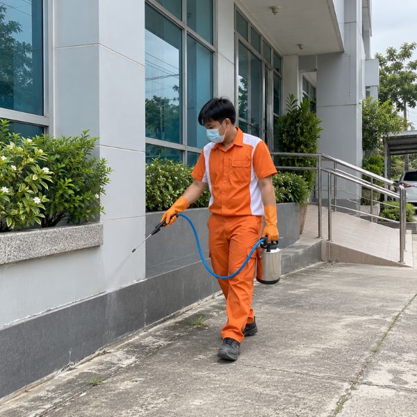 อัดน้ำยากำจัดปลวก TermiteGuard #12