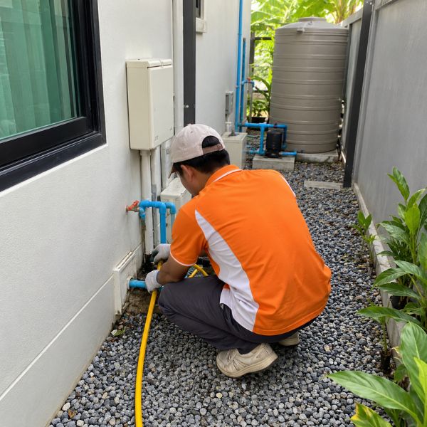 อัดน้ำยากำจัดปลวก TermiteGuard