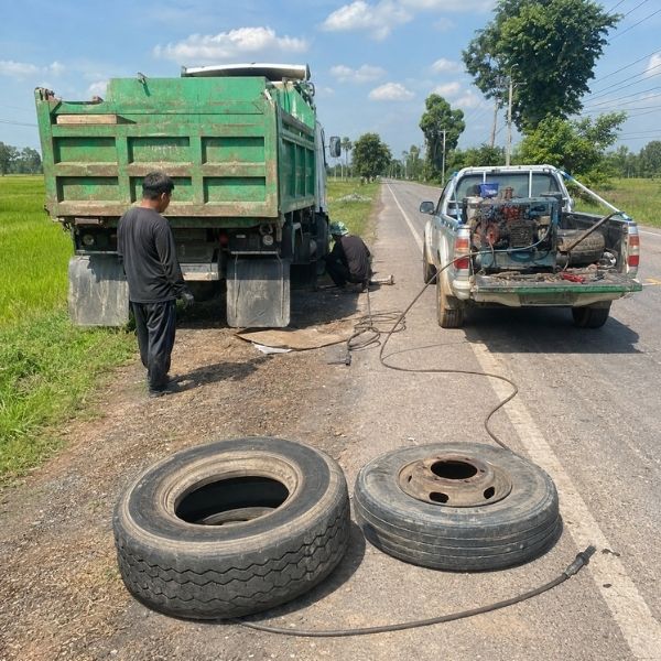 ปะยางรถบรรทุกนอกสถานที่ TireRescue #37