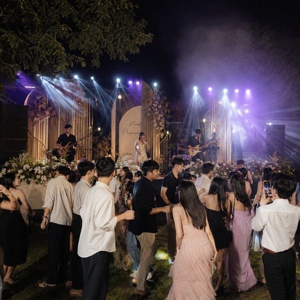 ทีมงาน-พิธีกร Weddream