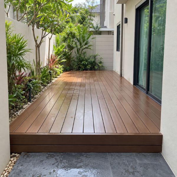 ปูพื้นไม้เทียม WPC-คอมโพสิต WoodWorks